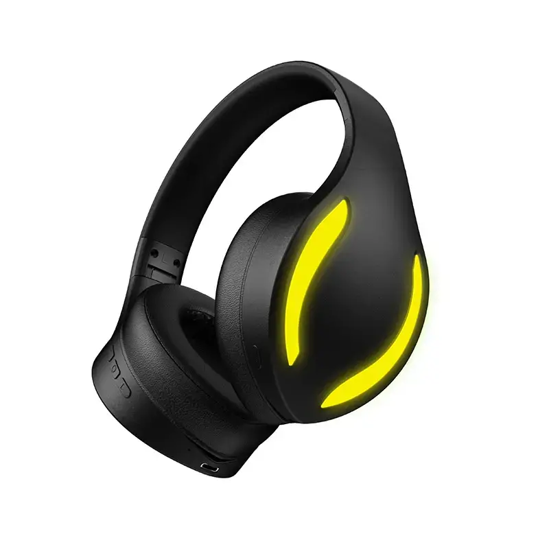 Low latency RGB light gaming headsets (5)